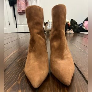 Banana Republic suede brown booties size 8